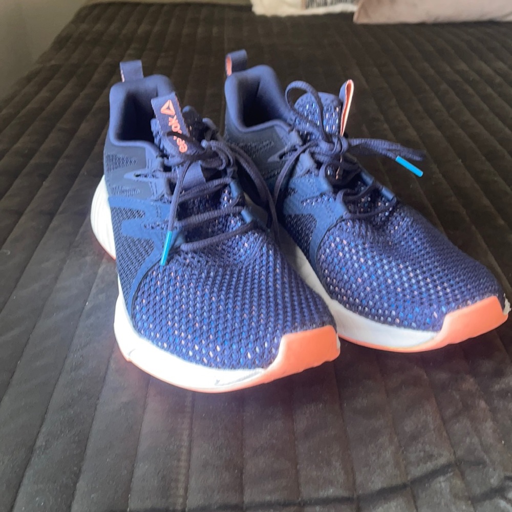 Reebok Tennis Shoes Size 10
